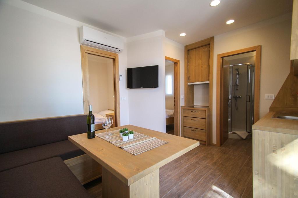 Apartments Erica Lux Новиград Экстерьер фото